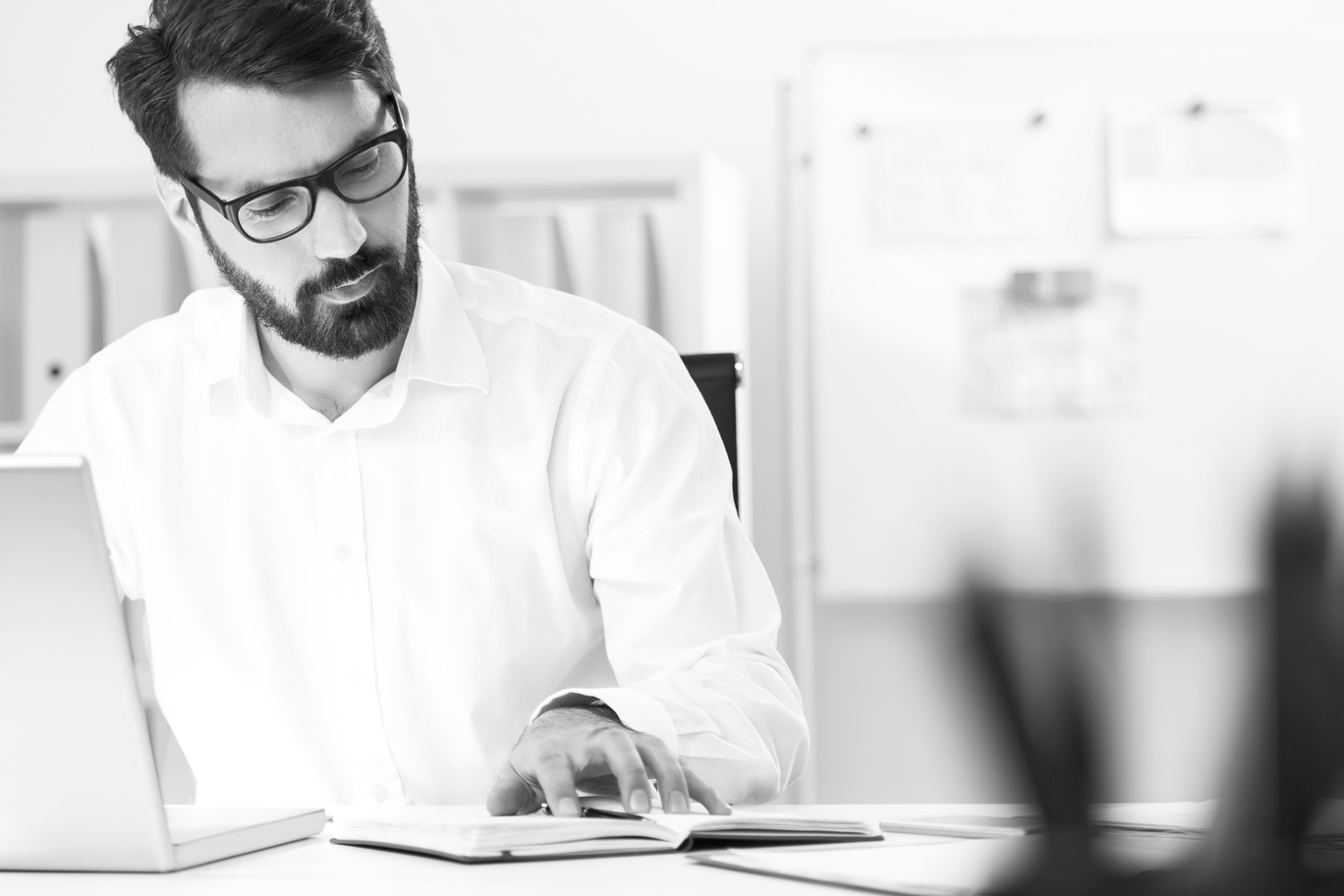 shutterstock_552696478_bw_25 - Institute of Supply Chain Management