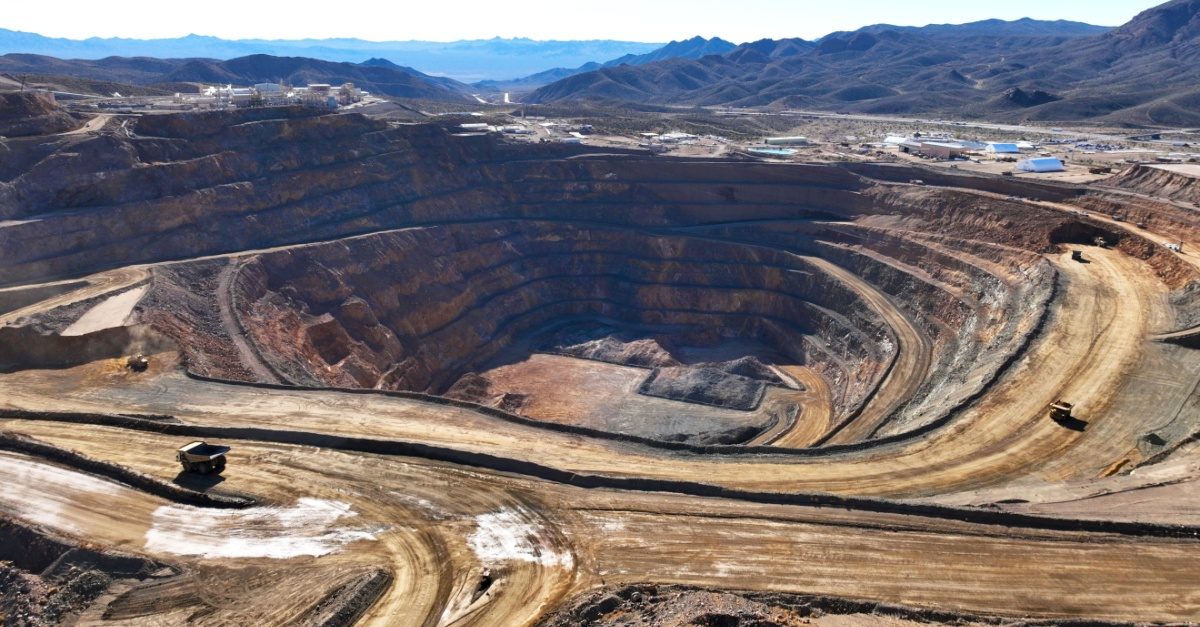 How To Build a Resilient Supply Chain for Mining Chemicals